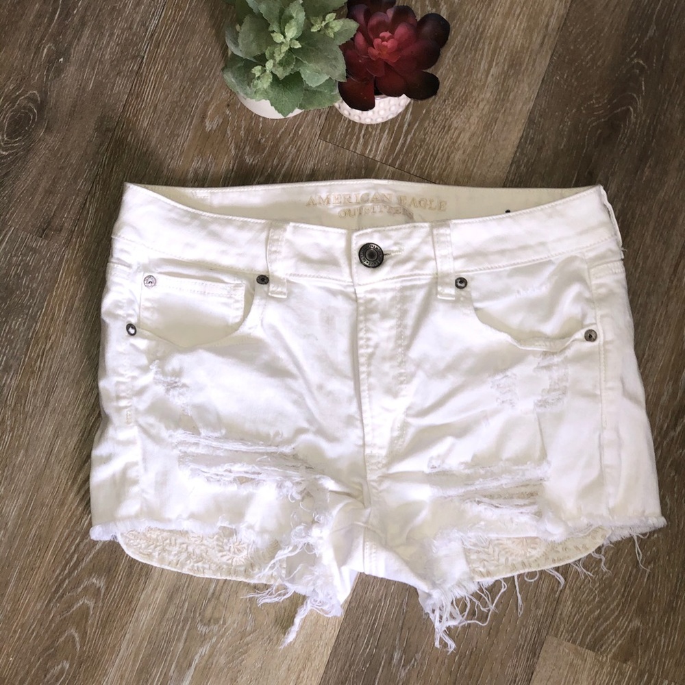 American eagle- hi-rise shorty